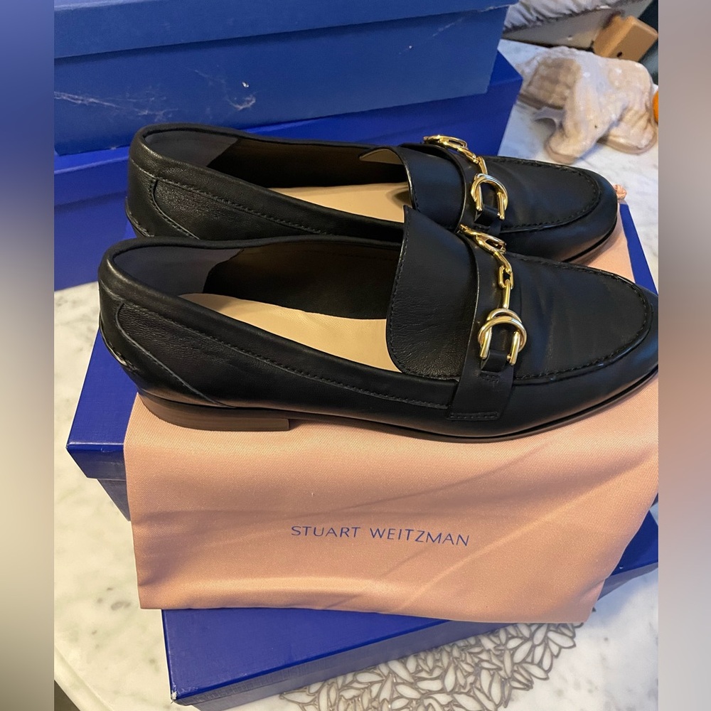 Stuart Weitzman Owen Buckle Loafer in Black